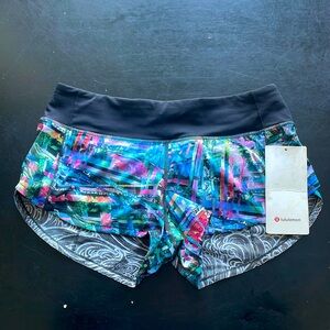 LULULEMON SPEED UP SHORT SIZE 4 BNWT